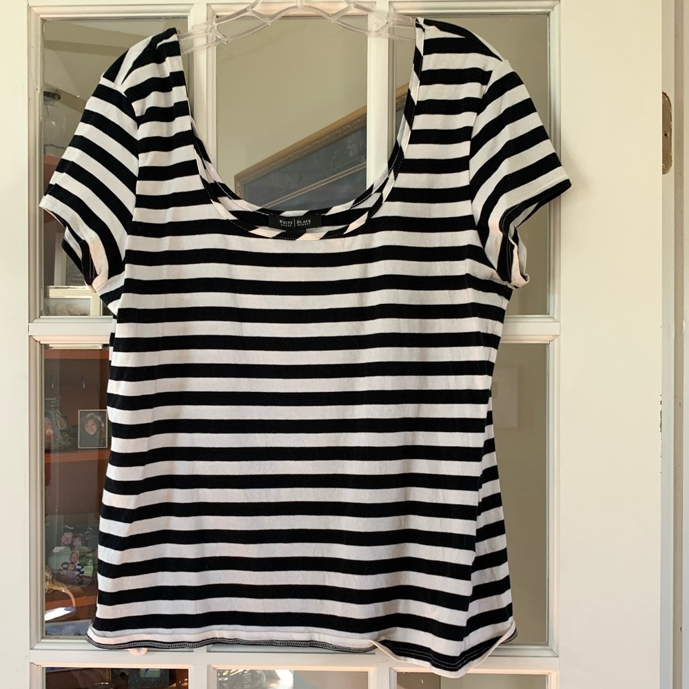 White House Black Market Scoop Top XL